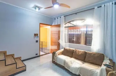 Casa com 3 quartos à venda na Rua Tiradentes, 437, Centro, Diadema