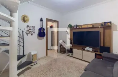 Casa com 2 quartos à venda na Rua Doutor Arnaldo Barbosa, 109, Jardim Teresa, São Paulo