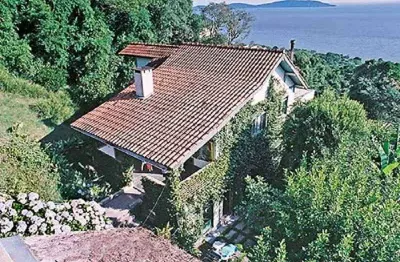 Casa com 3 quartos à venda na tristeza, porto alegre , 190 m2 por r$ 750.000