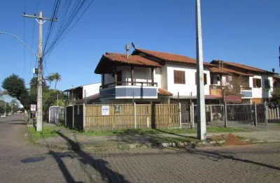 Sobrado no Bairro NONOAI com 174,55 m2, 3 dormitórios, 1 suite, sacada, 2 banheiros sociais, lavabo, Área de serviço, Armário cozinha, Armário embutido, Banheiro auxiliar, Banheiro privativo, Banheiro