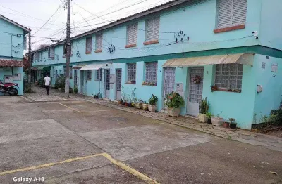 Sobrado, com 2 dormitórios , sala, cozinha , área de serviços, banheiro e estacionamento rotativo