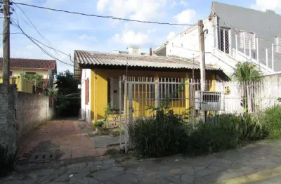 Casa no bairro camaqua com 60 m2, 2 dormitórios, ar condicionado, área de serviço, banheiro social, churrasqueira, cozinha, pátio, tanque