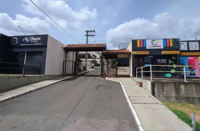 Casa em condomínio no Bairro VILA NOVA com 81,57 m2, 2 dormitórios, Ar condicionado, Área de serviço, Armário de cozinha, Banheiro social, Cozinha