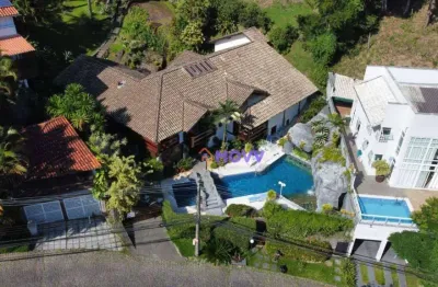 Casa dentro de condomínio com 4 suítes para venda em itaipu, niterói-rj