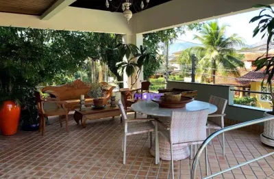 Linda casa em condomínio de luxo em camboinhas!!!!,