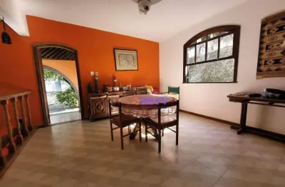 Casa com 6 dormitórios à venda, 500 m² por r$ 790.000,00 - itaipu - niterói/rj