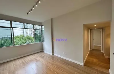 Apartamento na esquina mais charmosa de Icaraí com dois quartos e uma suite 100% reformado