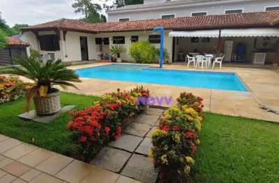 Casa com 4 quartos à venda, 320 m² por R$ 1.890.000 - Itaipu - Niterói/RJ