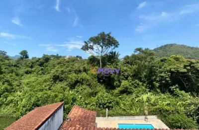 Casa de 3 quartos com suíte, escritório, 2 vagas e área de lazer a venda em niterói