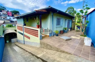 Casa com 3 quartos e 3 banheiros à venda, 224 m² por r$ 850.000