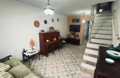 Casa com 2 quartos e 2 banheiros à venda, 85 m² por r$ 430.000