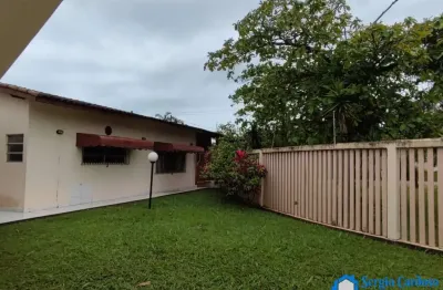 Casa 3  suítes  250m mar amplo terreno 353m²  itanhaém sp