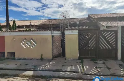 Casa 2 quartos   suíte  local privilegiado  apenas 200 m mar   itanhaém sp