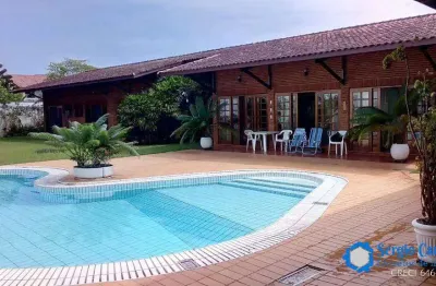 4 quartos  suítes    1.080 m de terreno   piscina    200m mar  itanhaém sp