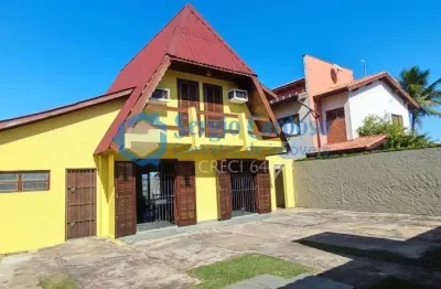 Casa beira mar 3 quartos estilo chalé suiço  edícula  itanhaém sp