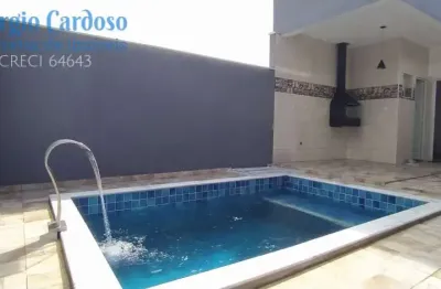 Realize seu sonho: casa à venda a poucos metros da praia! 3 quartos