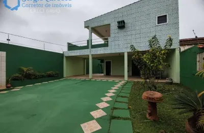 Sobrado em terreno inteiro - 2 suites ampla sacada! itanhaém/sp