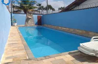 Sobrado 4 quartos  piscina e churrasqueira 400 m mar itanhaém sp