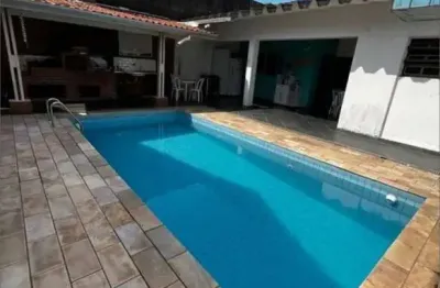 Casa com edícula em amplo terreno 440m² |5 quartos 3 suites| nova itanhaem