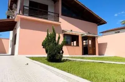 Linda casa em local privilegiado! amplo terreno 350m² 5 quartos itanhaem sp