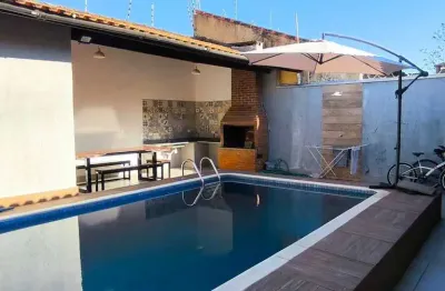 Casa 4 quartos 2 suítes piscina e churrasqueira 200 m mar itanhaém sp