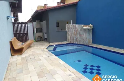 Excelente casa no coração do cibratel! 3 quartos 2 suites piscina itanhaém