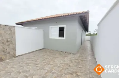 Casa nova com 2 quartos lado praia bopiranga itanhaem/sp