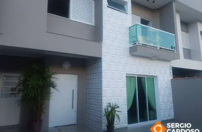 Sobrado 3 quartos sendo 3 suítes piscina churrasqueira 50 m mar itanhaém sp