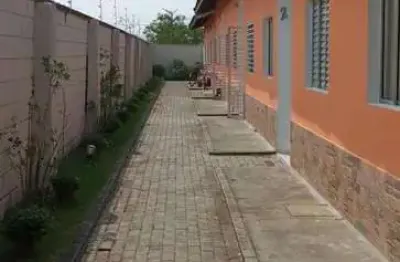Oportunidade! casa em condomínio 2 quartos 1 suíte quintal c churrasqueira!