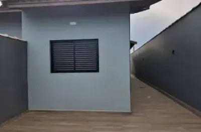 Casa 2 quartos piscina e churrasqueira lado praia itanhaém sp