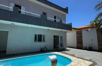 Casa de alto padrão 150m do mar! 4 quartos e linda area de lazer - itanhaem