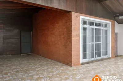 Casa para investidor  locada com ótima renda bairro nobre itanhaém sp