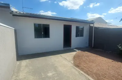 Casa com 2 quartos para alugar na Rua Pedro Ribaski, 204, Ipê, São José dos Pinhais