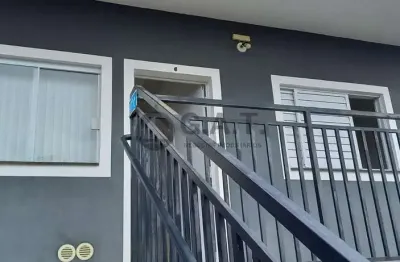 Kitnet para locação no Jardim Simus Sorocaba-SP: 1 quarto, 1 sala, 1 banheiro e vaga de garagem!