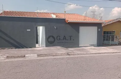 Imperdível casa à venda em votorantim-sp, jardim toledo - 3 quartos, 1 suíte, 1 sala, 1 banheiro, 3 vagas de garagem, 180m²!