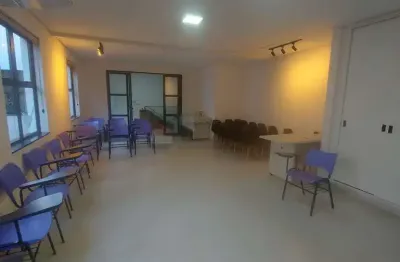 Sala comercial para alugar na Rua Capitão José Dias, 36, Centro, Sorocaba