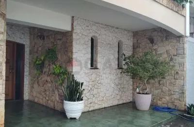 Casa com 4 quartos à venda na Rua Porphyrio Loureiro, 464, Jardim Santa Rosália, Sorocaba