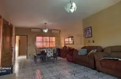 Casa com 2 quartos à venda na Rua Pedro Pegoretti, 105, Jardim Brasilândia, Sorocaba