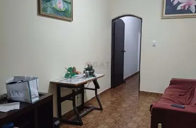 Casa com 3 quartos à venda na Rua Guaicurus, 27, Vila Leão, Sorocaba