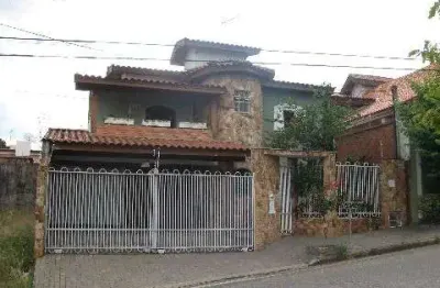 Imperdível oportunidade de adquirir casa à venda no jardim europa, sorocaba-sp: 3 quartos, 1 suíte, 1 sala, 3 banheiros, 4 vagas, 275m².