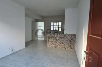 Casa para locação na vila esperança, sorocaba-sp: 2 quartos, 1 suíte, 1 sala, 2 banheiros, 2 vagas, 120m². aproveite!