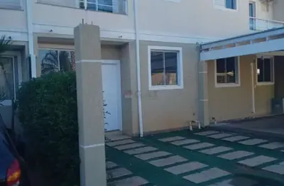 Aluguel de casa em condomínio de em sorocaba-sp - jardim são carlos: 3 quartos, 1 suíte, 1 sala, 3 banheiros, 2 vagas de garagem, 97m².