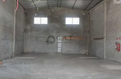 Galpão comercial de alto padrão para locação em sorocaba-sp: 2 banheiros, 4 vagas de garagem e 230m² de área no quintais do imperador