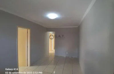 Aluguel de casa de alto padrão em sorocaba-sp, jardim leocádia: 3 quartos, 1 suíte, 2 salas, 1 banheiro, 2 vagas, 120m².