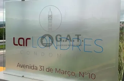 Imperdível: Apartamento à venda no Centro de Votorantim-SP com 2 quartos, 1 banheiro e vaga de garagem!