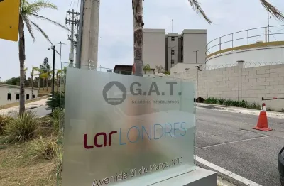 Apartamento à venda no centro de votorantim-sp: 2 quartos, 2 salas, 1 banheiro e vaga na garagem!