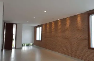 Excelente casa em condomínio à venda em alphaville nova esplanada, votorantim-sp: 2 quartos, 2 suítes, 3 salas, 2 banheiros, 4 vagas, 230m²!