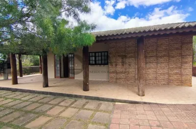 Chácara para locação em piedade-sp, bairro sarapuí dos antunes: 2 quartos, 1 suíte, 1 sala, 2 banheiros, 6 vagas, 100m²