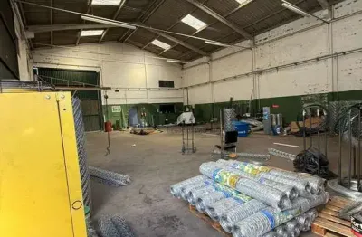 Galpão comercial de 300m² para locação no bairro eden, sorocaba-sp