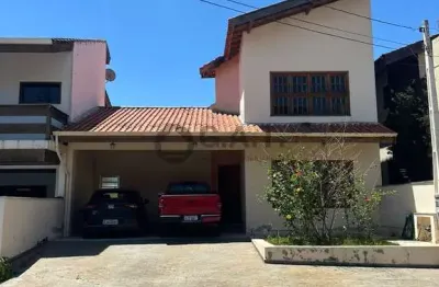 Locação de casa em condomínio na granja olga i - 3 quartos, 1 suíte, 2 salas, 3 banheiros, 2 vagas, 190m² - sorocaba-sp!